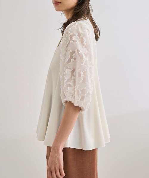 ROPE'（ロペ）の「ジャガードスリーブコンビブラウス/イージーケア（シャツ/ブラウス・レディース・ブラック/ホワイト・F）」の20枚目の写真