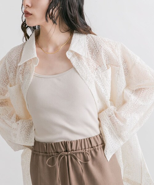 KBF（ケイビーエフ）の「スパゲティストラップカップ付きキャミ（キャミソール・レディース・L.BEIGE/YEL GREEN/BLACK/BLUE GRAY/BROWN・one）」の6枚目の写真