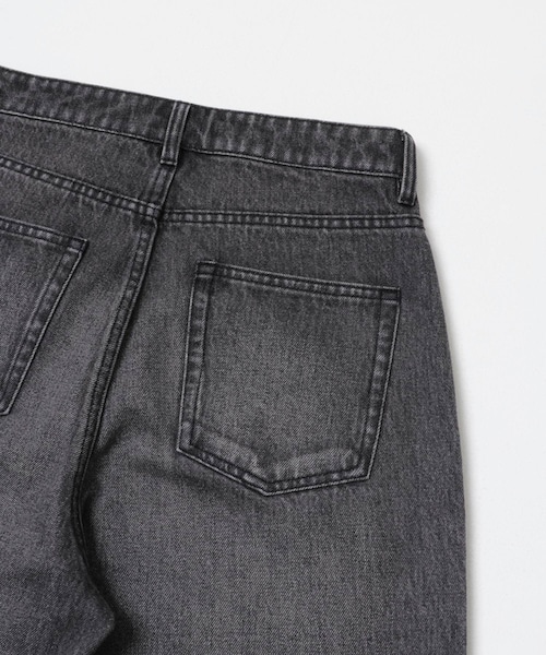 URBAN RESEARCH（アーバンリサーチ）の「ワイドストレートデニムパンツ（デニムパンツ・レディース・BLACK/LT BLUE・36/38/40）」の9枚目の写真