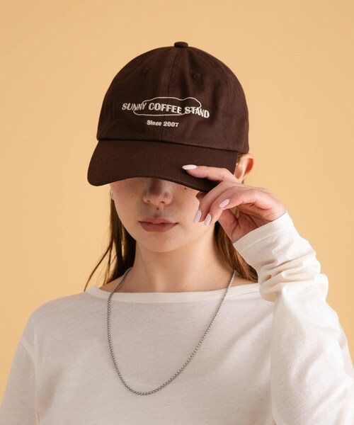 URBAN RESEARCH Sonny Label（アーバンリサーチサニーレーベル）の「エンブロイダリーロゴキャップ（キャップ・レディース・ネイビー/ブラウン/ブルー・One）」の9枚目の写真