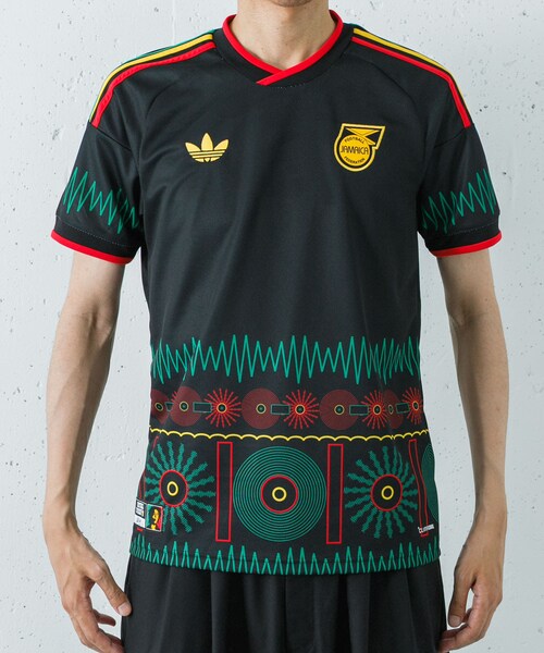 URBAN RESEARCH(アーバンリサーチ)の「adidas サッカージャマイカ代表 26 × ボブ・マーリー アウェイ レプリカ ユニフォーム(Tシャツ/カットソー・メンズ・ブラック・XL/XXL/XXXL)」の7枚目の写真