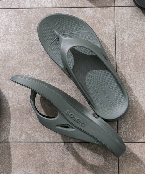 URBAN RESEARCH DOORS(アーバンリサーチドアーズ)の「OOFOS OOriginal(サンダル・メンズ・Black/Nomad/OliveDrab/N.Blue/Slate・26/27/28/29)」の4枚目の写真