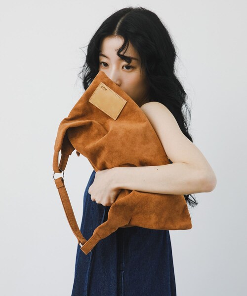 KBF（ケイビーエフ）の「2WAYハンドルデザインBAG（ハンドバッグ・レディース・BROWN/BLUE・one）」の7枚目の写真