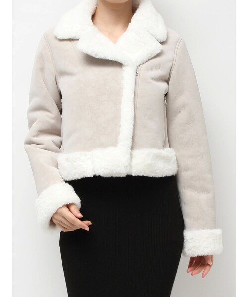 RESEXXY（リゼクシー）の「ヴィンテージライクフェイクファーブルゾン（ブルゾン・レディース・ブラウン/ベージュ・F）」の6枚目の写真