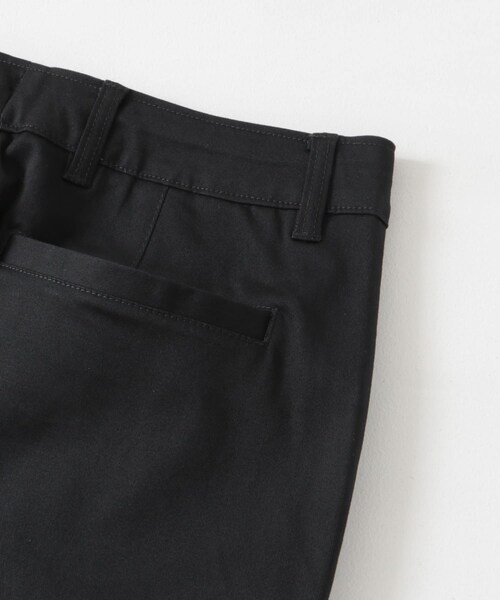 URBAN RESEARCH DOORS(アーバンリサーチドアーズ)の「NIKE NL UL CTTN OPP チノパンツ(チノパンツ・メンズ・ブラック/カーキ・30/32/34)」の12枚目の写真