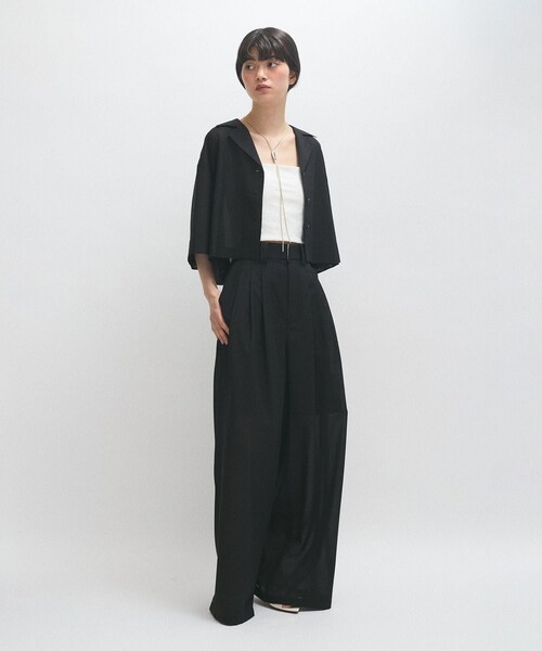 ADAM ET ROPE'(アダムエロペ)の「【接触冷感】ショートシャツジャケット(シャツ/ブラウス・レディース・ブラック/ベージュ・F)」の5枚目の写真