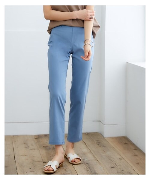 nissen（ニッセン）の「【接触冷感】ひんやりレギンススキニーパンツ（９分丈）（パンツ・レディース・黒/ライトベージュ/アイスグレー/杢サックス/杢ネイビー/ヒッコリーストライプ/シトラスイエロー/ベージュ/サックスブルー/カーキ/ダスティーミント/ネイビー/ラベンダー/シルバーグレー/ギンガムチェック/グレンチェック/コードレーン・S/M/L/LL）」の14枚目の写真