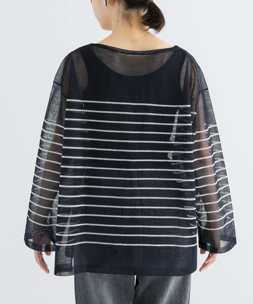 URBAN RESEARCH（アーバンリサーチ）の「ボートネックシアーニット（ニット/セーター・レディース・ORANGE/WHTxD.NAVY/NAVYxOFF・FREE）」の17枚目の写真