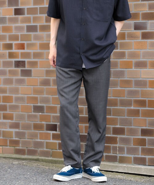 ITEMS URBANRESEARCH(アイテムズ アーバンリサーチ)の「『吸水速乾/イージーケア/UVカット』『セットアップ対応』高機能ツイル ウエストイージー スラックス(その他パンツ・メンズ・CHA/BLUGRY/NVY/BLK・M/L)」の14枚目の写真