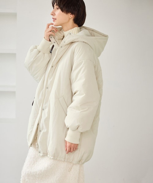 ROPE' PICNIC（ロペピクニック）の「中綿モンスターコート（ダウンジャケット/コート・レディース・ブラック/キナリ・F）」の2枚目の写真