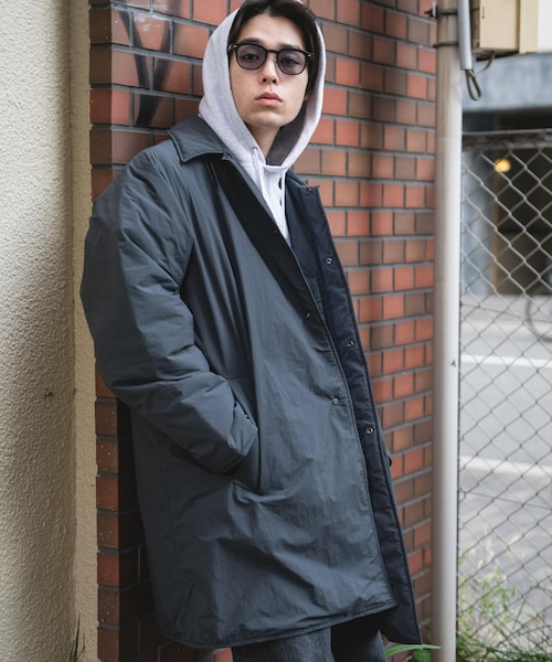URBAN RESEARCH DOORS(アーバンリサーチドアーズ)の「ライトナイロン パデット バルマカンコート(テーラードジャケット・メンズ・L.GRAY/CHARCOAL/BLACK・M/L)」の2枚目の写真