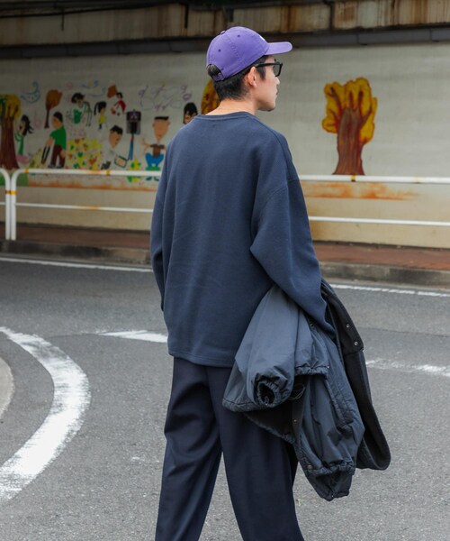 URBAN RESEARCH（アーバンリサーチ）の「『UR TECH』Wide Dad　Dad TECH CREW PULLOVER（Tシャツ/カットソー・メンズ・D.NAVY/PURPLE・1/2）」の5枚目の写真