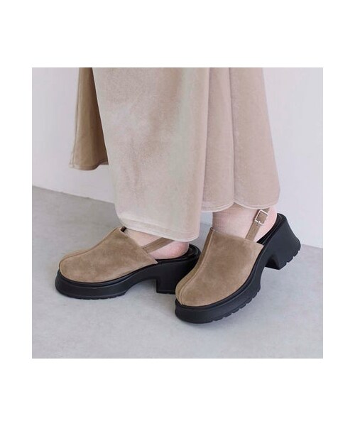 noyau(ノヤウ)の「センターライン厚底サボサンダル (サンダル・レディース・BL/CL/SV・S/22.5cm/M/23.5cm/L/24.5cm/LL/25cm)」の8枚目の写真