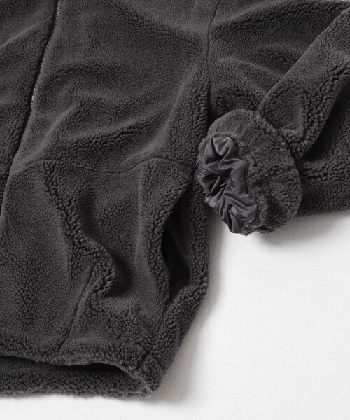 URBAN RESEARCH DOORS(アーバンリサーチドアーズ)の「ZIPボアブルゾン(テーラードジャケット・レディース・OFF/CHARCOAL・Free)」の21枚目の写真