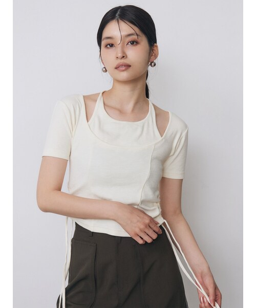 MURUA（ムルーア）の「ホルターネックシャーリングトップス（Tシャツ/カットソー・レディース・アイボリー/ブラック/レッド/ブルー・F）」の4枚目の写真