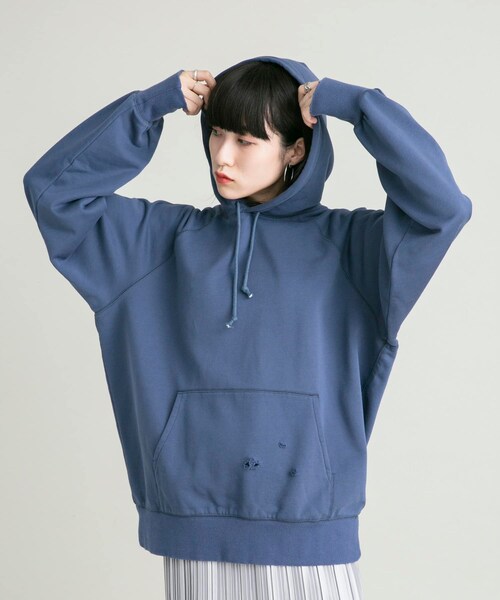 KBF（ケイビーエフ）の「ダメージBIGフーディー（パーカー・レディース・NAVY/TOP GRAY・one）」の15枚目の写真