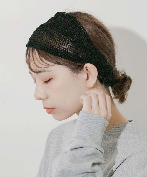 SMELLY（スメリー）の「スパンコールメッシュヘアターバン（ヘアバンド・レディース・BLK・-）」の4枚目の写真
