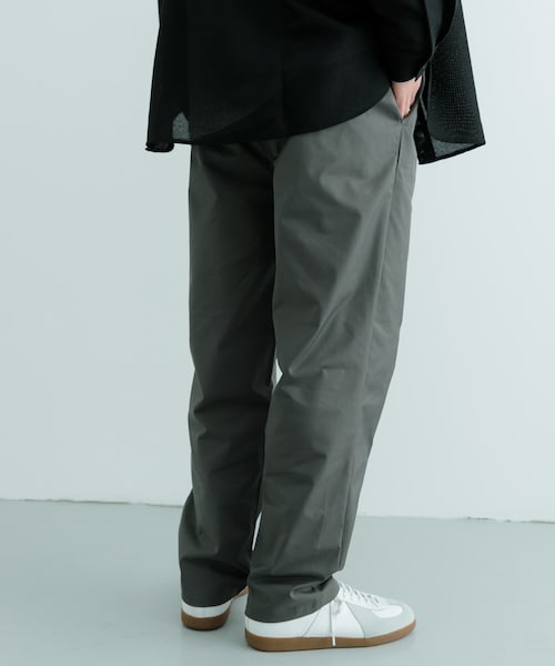 ITEMS URBANRESEARCH（アイテムズ アーバンリサーチ）の「PENNEYS　FOX Youth 1-tuck パンツ（その他パンツ・メンズ・CHA/BEG/BLK・M/L）」の16枚目の写真