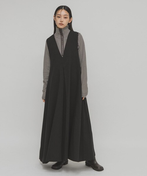 KBF（ケイビーエフ）の「『一部WEB限定カラー』2WAYフレアジャンパースカート（ワンピース・レディース・CHARCOAL/BLACK/BROWN×BLU/NAVY・36/38）」の7枚目の写真