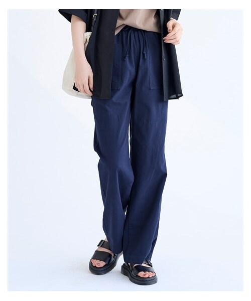 nissen（ニッセン）の「綿混スラブちょいゆるストレートパンツ（ゆったりヒップ）＜大きいサイズ有＞（パンツ・レディース・ナチュラルベージュ/ネイビー/オフホワイト/カーキ/チャコール・L/LL/3L/4L/5L/6L/8L/10L/S/M）」の8枚目の写真