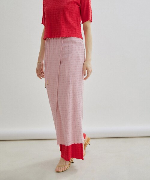ADAM ET ROPE'(アダムエロペ)の「【公式サイト限定】【Pheeta(フィータ)】Vera Skirt(スカート・レディース・ライトグリーン/レッド/ローズピンク・F)」の4枚目の写真
