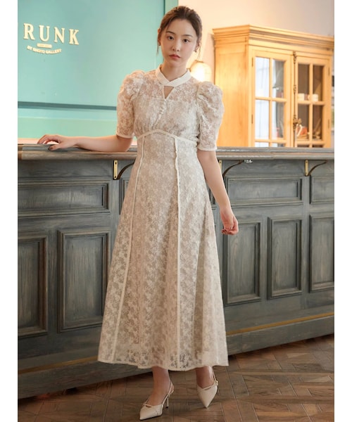 dazzlin（ダズリン）の「ネックツイスト刺繍レースドレス（ドレス
