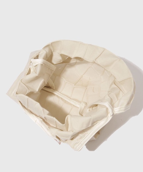 ADAM ET ROPE'（アダムエロペ）の「【HOLO MARKET/ホロマーケット】UMASETEYO Mini Tote Bag（トートバッグ・メンズ・キナリ/ネイビー/オレンジ・F）」の12枚目の写真