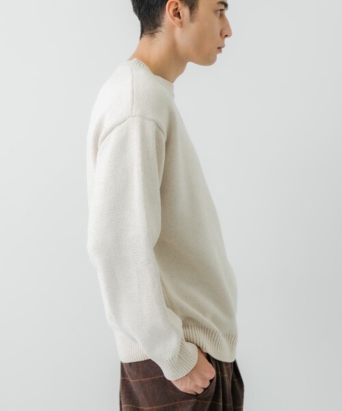 URBAN RESEARCH（アーバンリサーチ）の「ローゲージモールニット（ニット/セーター・メンズ・WHITE/GREEN/NAVY/BLACK・M/L）」の8枚目の写真