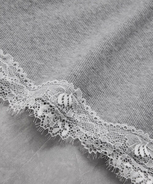 VIS（ビス）の「カップ付きレーステレコキャミソール（キャミソール・レディース・ブラック/ライトグレー/オフホワイト・F）」の21枚目の写真