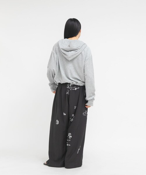 KBF（ケイビーエフ）の「リングドットパイルフーディー（パーカー・レディース・IVORY/TOP GRAY/KHAKI・One）」の20枚目の写真