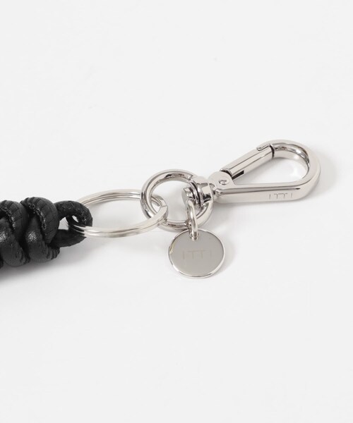 URBAN RESEARCH（アーバンリサーチ）の「ITTI　CRISTY SNAKEKNOT CHARM（キーホルダー・メンズ・BLACK/TAUPE・One）」の5枚目の写真