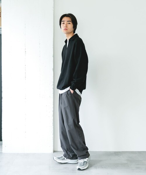 URBAN RESEARCH DOORS(アーバンリサーチドアーズ)の「TOMPKINS裏毛 スキッパースウェット(スウェット・メンズ・GREIGE/BLACK/NAVY・M/L)」の11枚目の写真