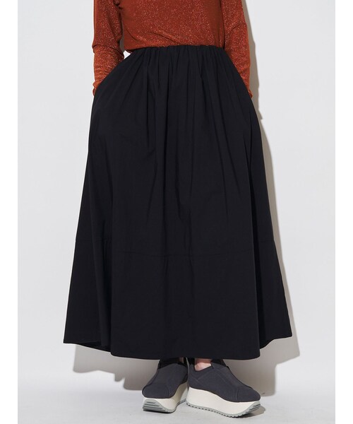ELENDEEK(エレンディーク)の「TUCK GATHER SK(スカート・レディース・オフホワイト/ブラック/ブルー・F)」の7枚目の写真