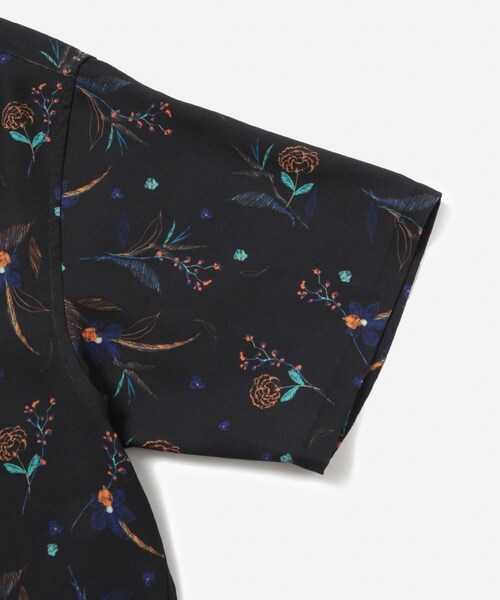 Saturdays NYC(サタデーズ ニューヨークシティ )の「Canty Floral Print SS Shirt(シャツ/ブラウス・レディース・ブラック/ホワイト・L/M/S/XL/XS)」の14枚目の写真