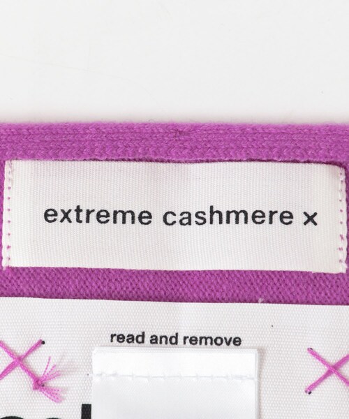 URBAN RESEARCH(アーバンリサーチ)の「Extreme Cashmere BANDANA(バンダナ/スカーフ・レディース・GRASS/CORN/OLEANDER・-)」の14枚目の写真
