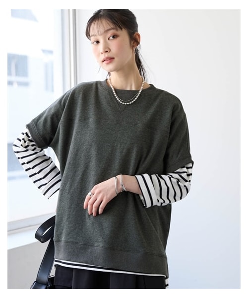 nissen（ニッセン）の「＜大きいサイズ＞綿１００％着まわし自由自在ゆったりスウェットTシャツ（スウェット・レディース・グレーベージュ/黒/スモークカーキ/レッド/杢グレー/ブリックオレンジ/杢チャコールグレー/ラズベリー・L~LL相当/3L~4L相当/5L~6L相当/8L相当/10L相当）」の19枚目の写真