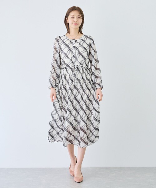 Jayro(ジャイロ)の「チェック切替プリーツワンピース(ワンピース・レディース・ブラック系/ホワイト系・F)」の12枚目の写真