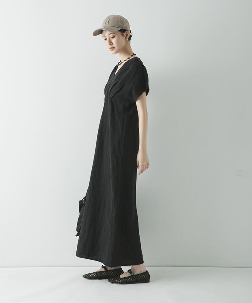 URBAN RESEARCH(アーバンリサーチ)の「フレンチスリーブリネンワンピース(ワンピース・レディース・BEIGE DOT/BEIGE/BLACK・36/38)」の9枚目の写真