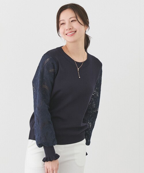 Jayro(ジャイロ)の「袖レースニットプルオーバー(ニット/セーター・レディース・ブラック/ホワイト/ネイビー/ブルー系・F)」の9枚目の写真