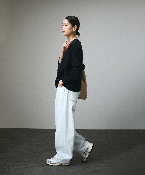 ADAM ET ROPE'（アダムエロペ）の「ブラパッド付タンクトップ-CreamyCotton /クリーミーコットン-（タンクトップ・レディース・ブラック/オフホワイト/グリーン・F）」の9枚目の写真