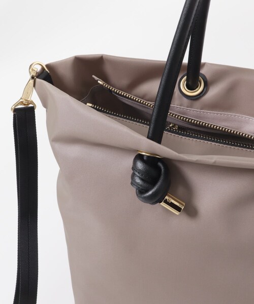 URBAN RESEARCH ROSSO（アーバンリサーチロッソ）の「VIOLA d’ORO　BIANCA ML（トートバッグ・レディース・BLKBLK/TAUPEBLK/BLKTAUPE・ML）」の15枚目の写真