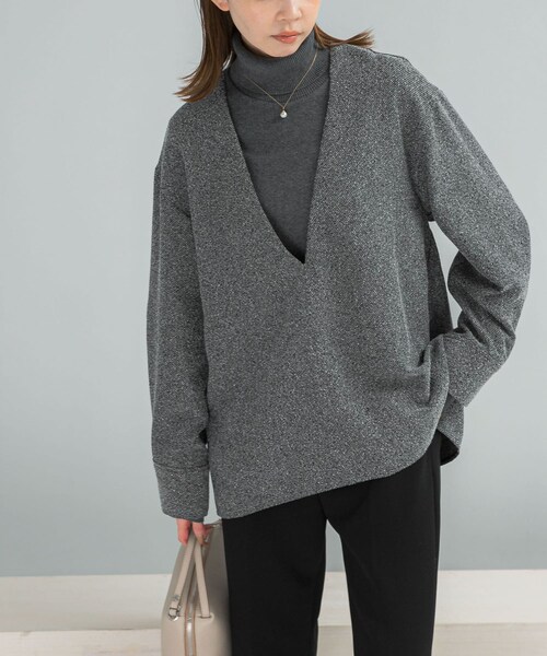 URBAN RESEARCH ROSSO（アーバンリサーチロッソ）の「ツイード深Vネックプルオーバー（シャツ/ブラウス・レディース・OFF/BLACK・Free）」の11枚目の写真