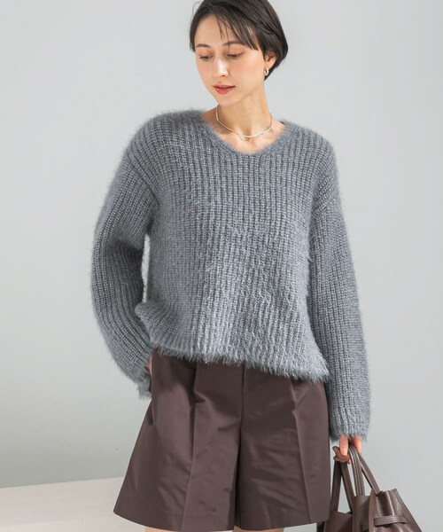 URBAN RESEARCH ROSSO（アーバンリサーチロッソ）の「シャギーVネックニット（ニット/セーター・レディース・WHITE/SAX/GRAY・Free）」の17枚目の写真