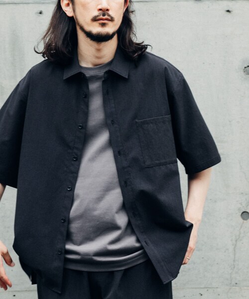 ITEMS URBANRESEARCH(アイテムズ アーバンリサーチ)の「『接触冷感/速乾/イージーケア』WINDY MESH ショートスリーブ シャツ(シャツ/ブラウス・メンズ・BLACK/CHARCOAL/NAVY/BOTANICAL・M/L/XL)」の6枚目の写真