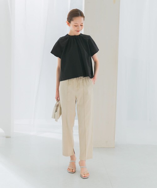 URBAN RESEARCH ROSSO（アーバンリサーチロッソ）の「ウォッシャブルイージーテーパードパンツ（その他パンツ・レディース・BLACK/L/GREIGE/GREEN・FREE）」の20枚目の写真