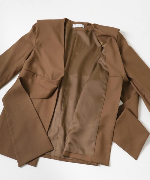 URBAN RESEARCH（アーバンリサーチ）の「Po/　ribbon jacket（ノーカラージャケット・レディース・black/brown・FREE）」の9枚目の写真