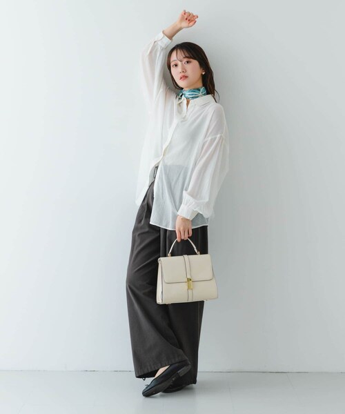 RODE SKO（ロデスコ）の「サブバッグ付フラップハンドバッグ（ハンドバッグ・レディース・NAVY/IVORY/GREIGE/BLACK・one）」の9枚目の写真