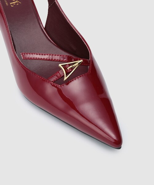 ROPE'(ロペ)の「ベルトトップヒールパンプス(パンプス・レディース・ブラック/レッド・36/36.5/37/37.5)」の15枚目の写真