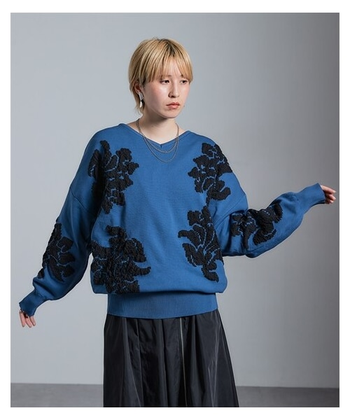 羽生結弦　notte stellata　 2024 　裏起毛パーカー nissen（ニッセン）の「花柄ジャガード編みゆったりドルマン調