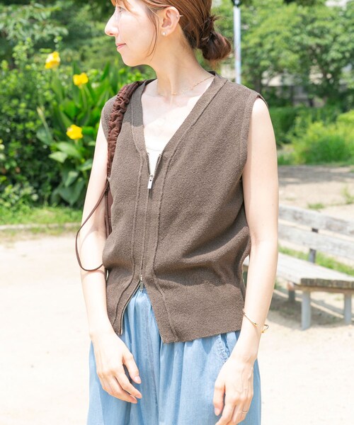 ITEMS URBANRESEARCH（アイテムズ アーバンリサーチ）の「ブークレジップベスト（ベスト・レディース・BEG/NVY/MOC・FREE）」の6枚目の写真